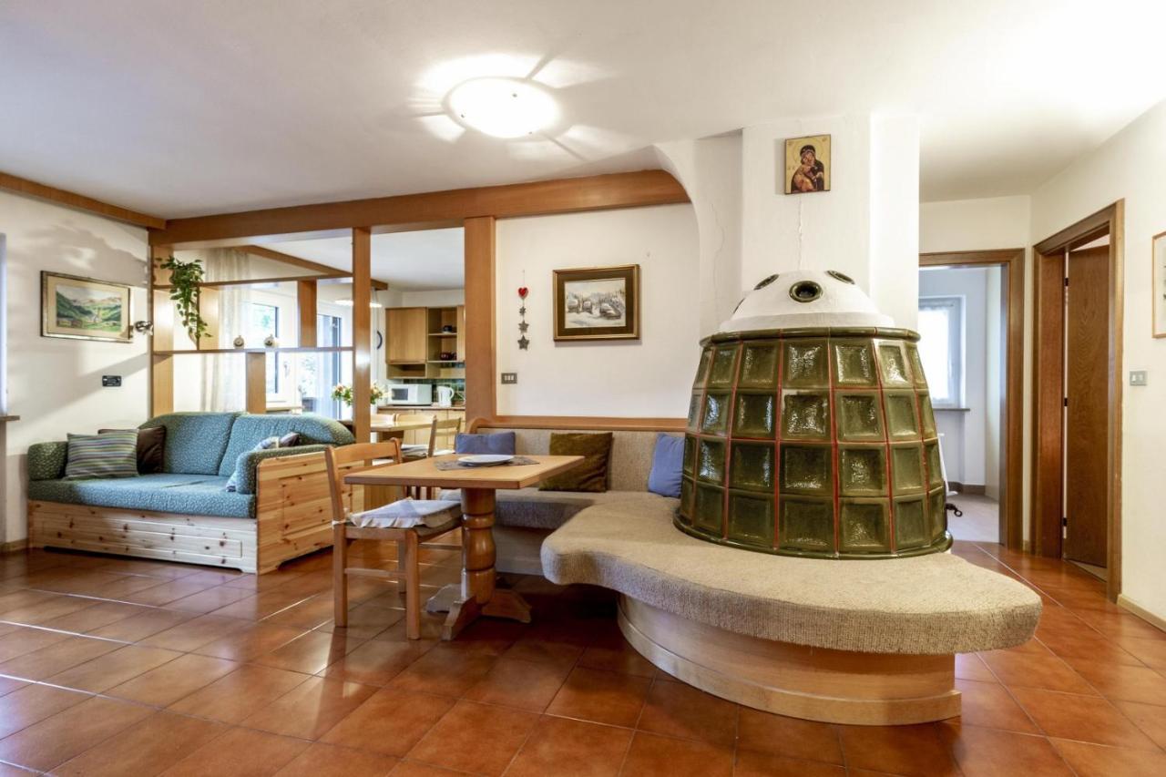 Val Fassa Apartment Campitello di Fassa Bagian luar foto